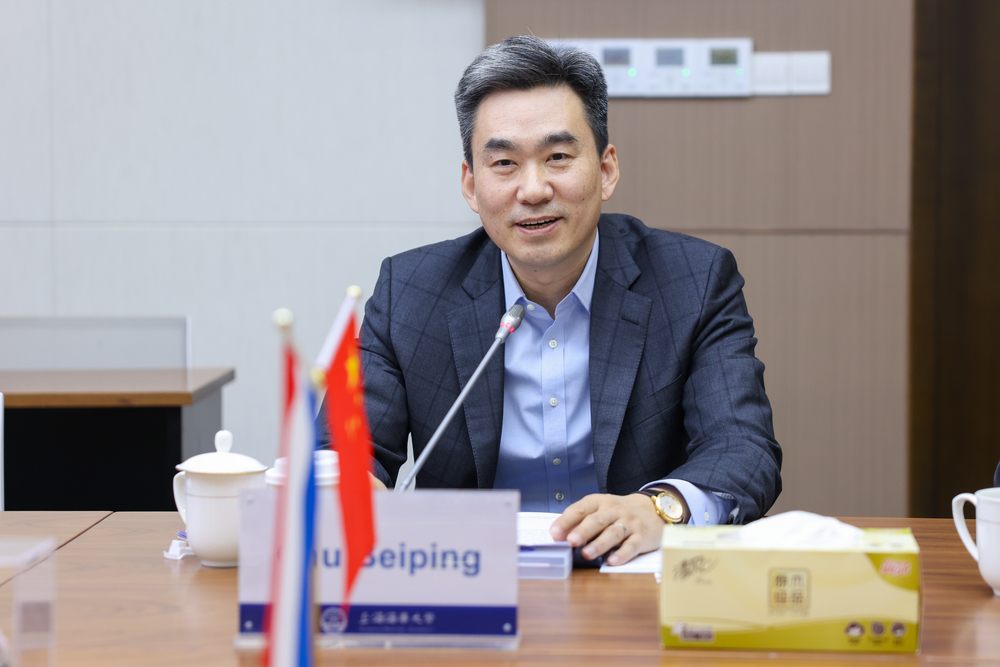 初北平校長致歡迎辭